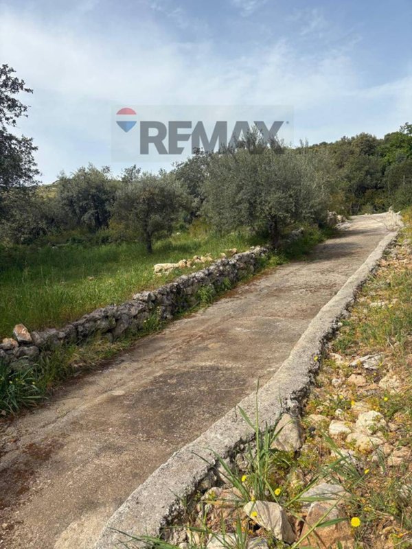 terreno edificabile in vendita a Floridia