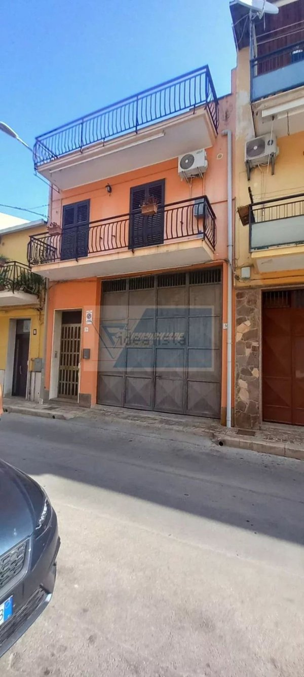 appartamento in vendita a Floridia