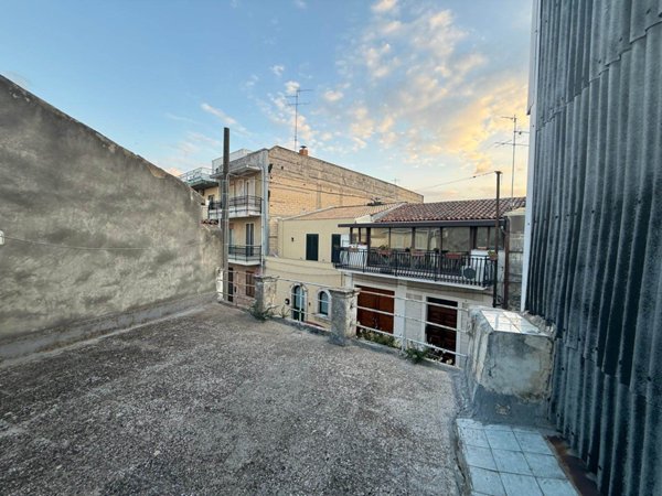 appartamento in vendita a Floridia