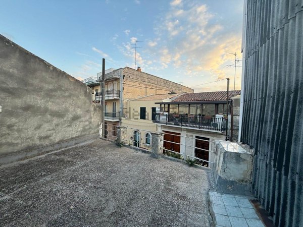 appartamento in vendita a Floridia