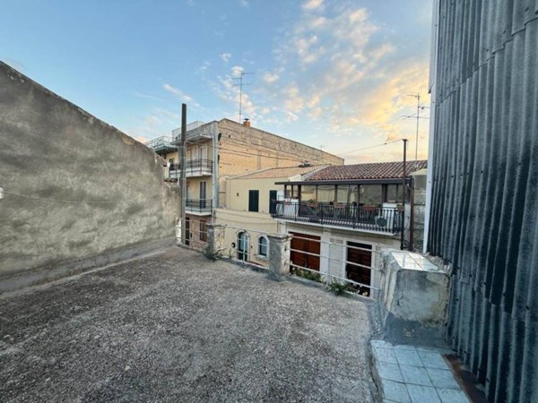 appartamento in vendita a Floridia