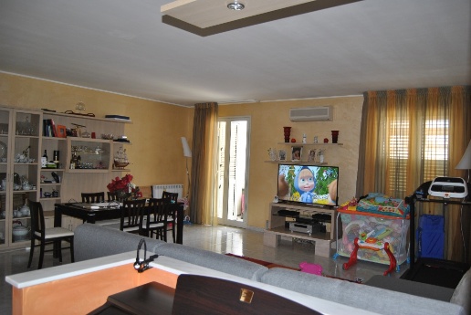 appartamento in vendita a Floridia