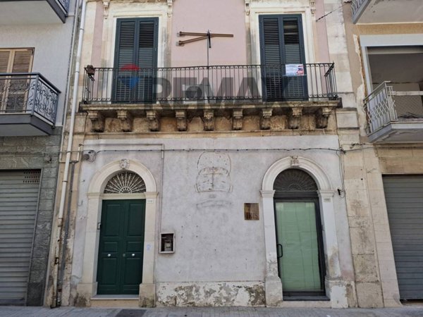 casa indipendente in vendita a Floridia