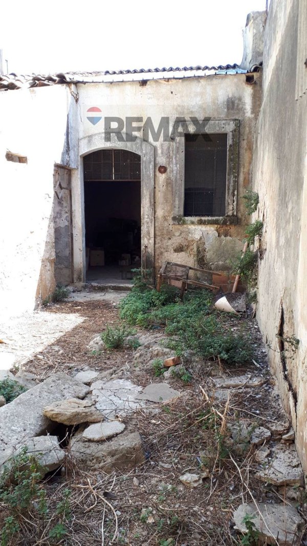 casa indipendente in vendita a Floridia