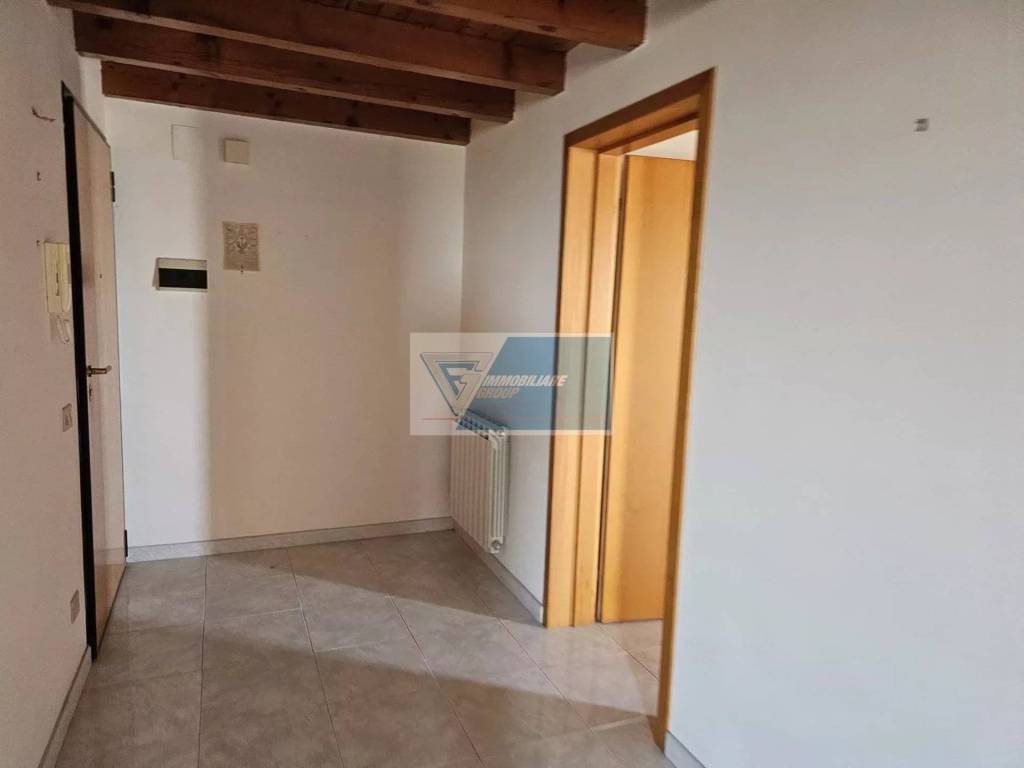 appartamento in vendita a Floridia