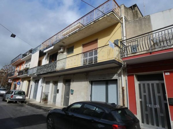 appartamento in vendita a Floridia