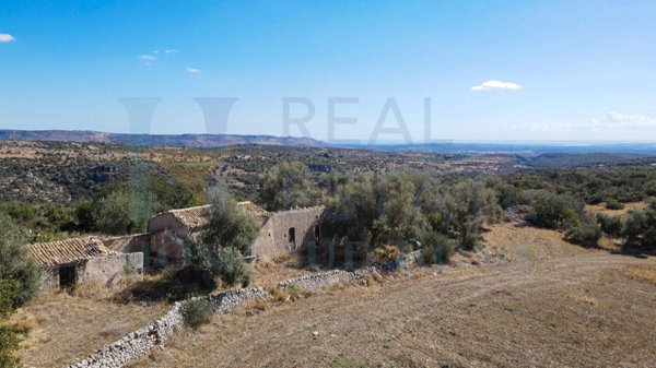 appartamento in vendita a Floridia