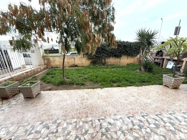 appartamento in vendita a Floridia