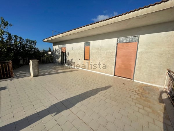 casa indipendente in vendita a Floridia