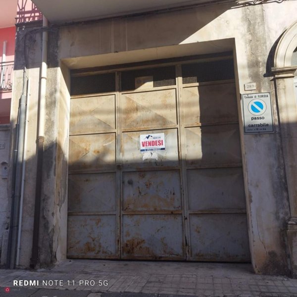 box auto in vendita a Floridia