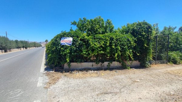 terreno in vendita a Floridia