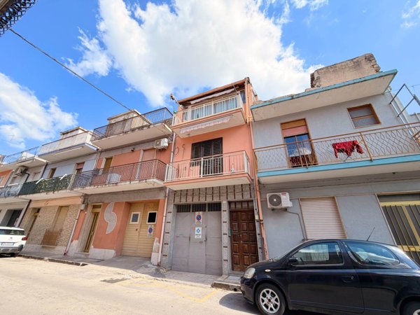 casa indipendente in vendita a Floridia