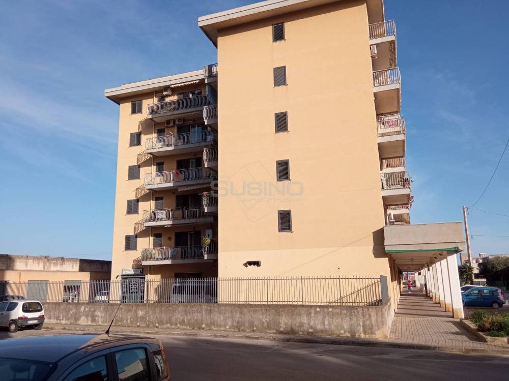 appartamento in vendita a Floridia