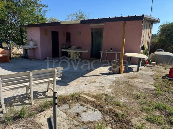 casa indipendente in vendita a Floridia