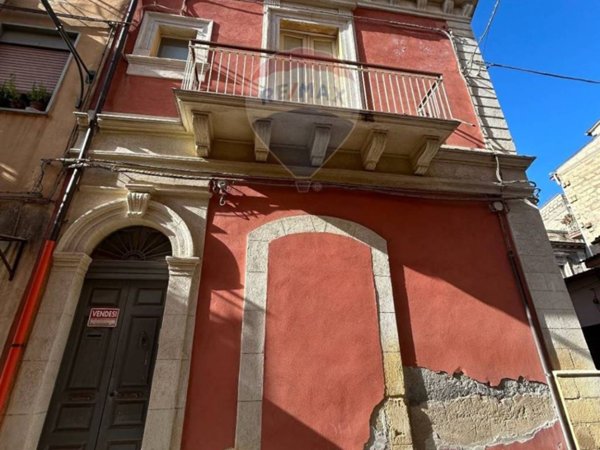 casa indipendente in vendita a Francofonte