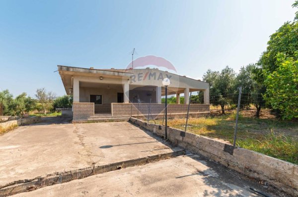 casa indipendente in vendita a Francofonte