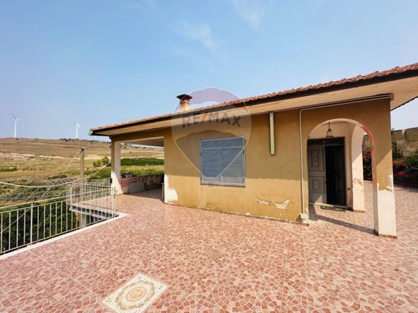 casa indipendente in vendita a Francofonte