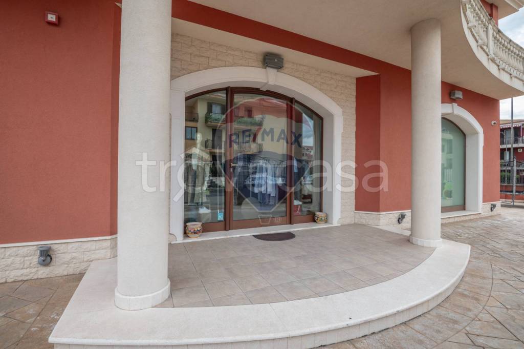 negozio in vendita a Francofonte