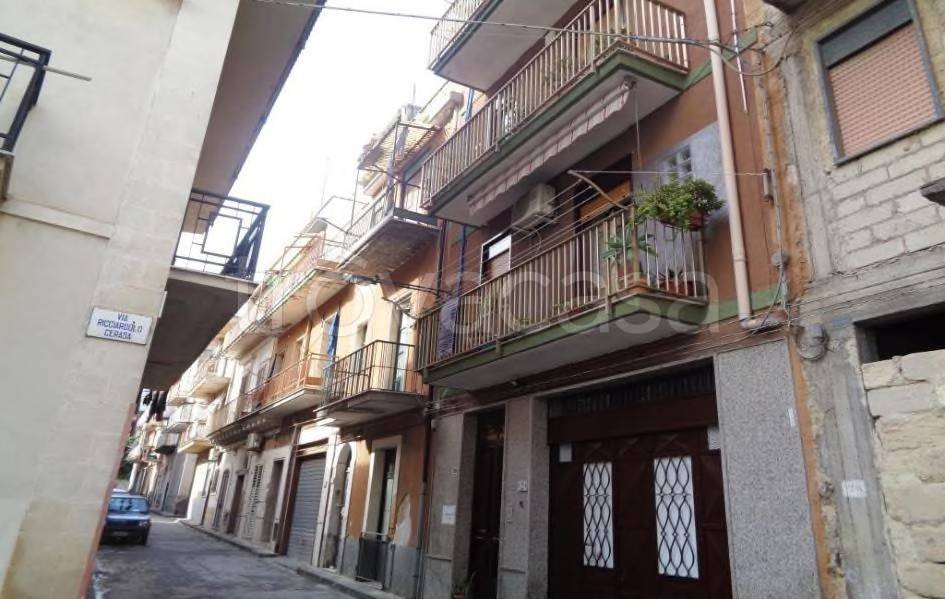 casa indipendente in vendita a Francofonte