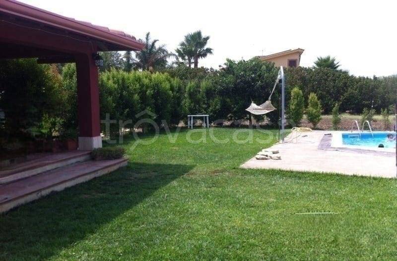 casa indipendente in vendita a Francofonte