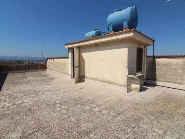 casa semindipendente in vendita a Lentini