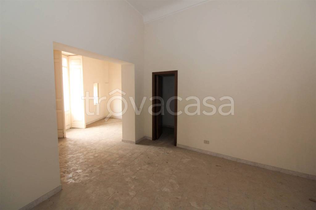 casa indipendente in vendita a Lentini