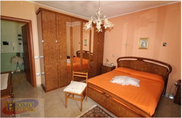 casa indipendente in vendita a Lentini