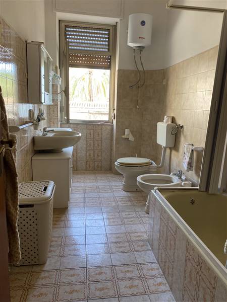 casa indipendente in vendita a Lentini