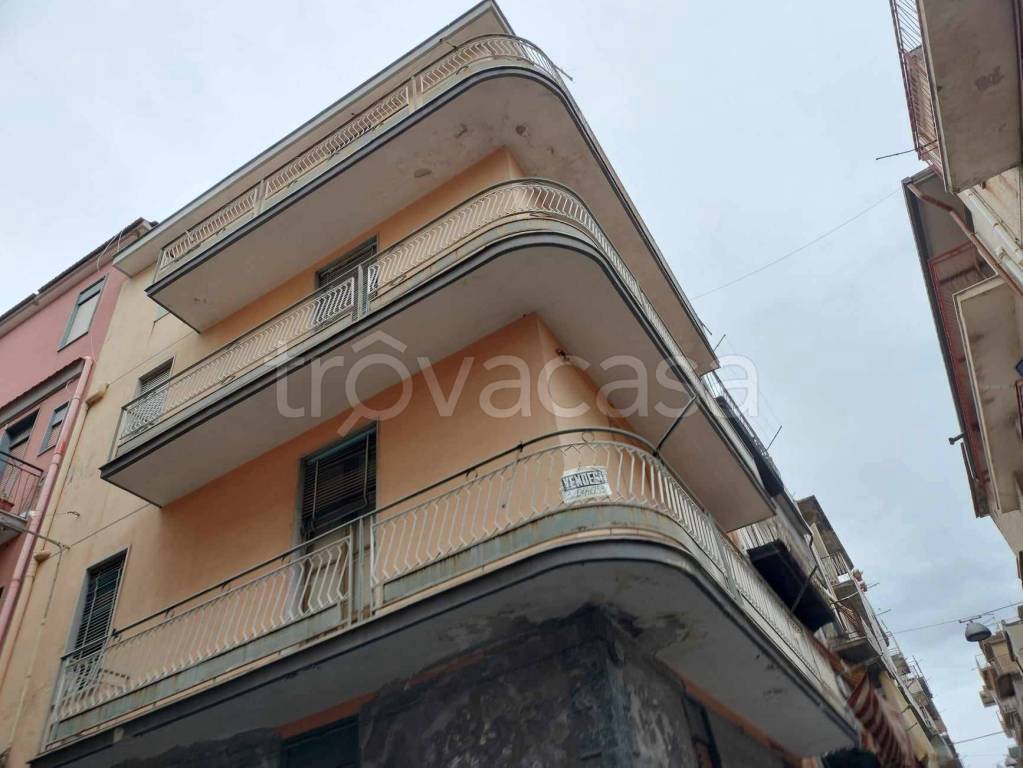 casa indipendente in vendita a Lentini