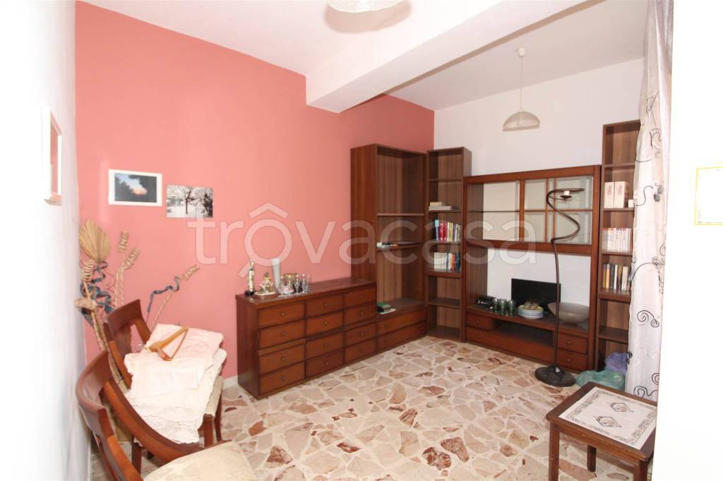 casa indipendente in vendita a Lentini
