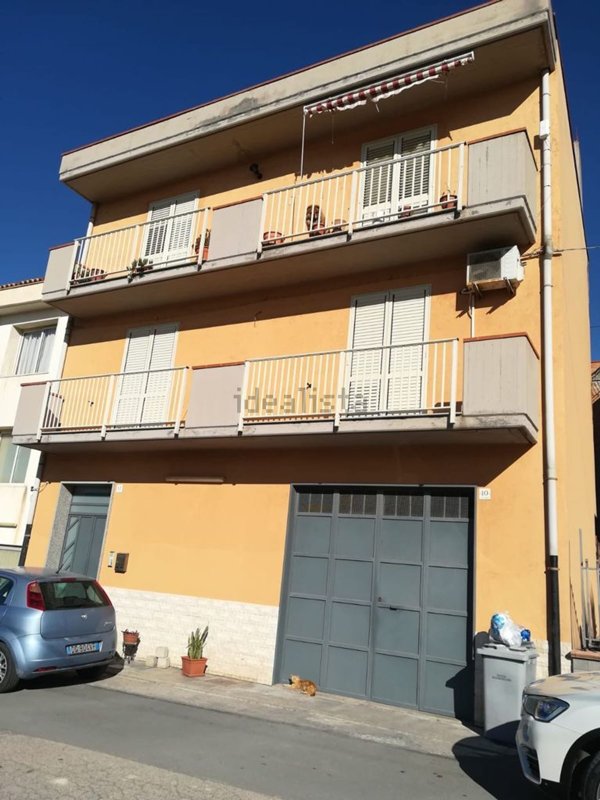 casa indipendente in vendita a Lentini