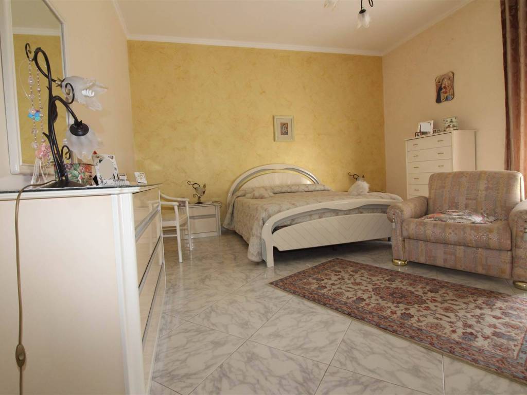 casa indipendente in vendita a Lentini