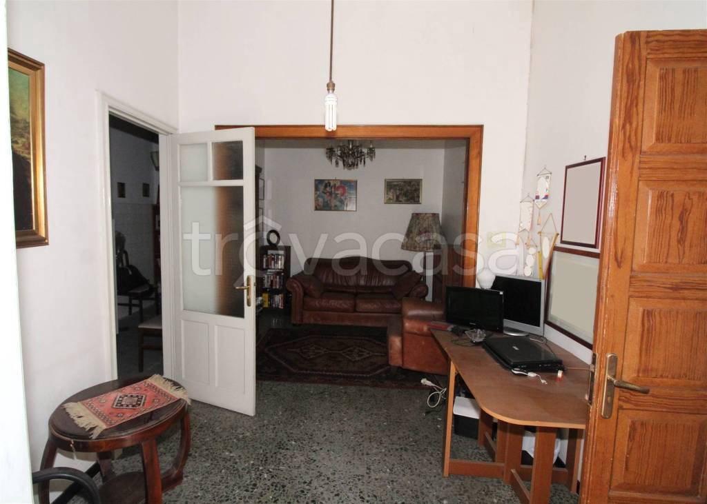 casa indipendente in vendita a Lentini