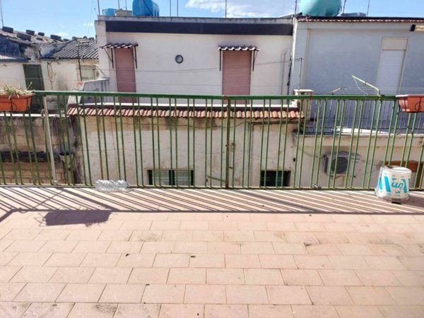 intera palazzina in vendita a Lentini
