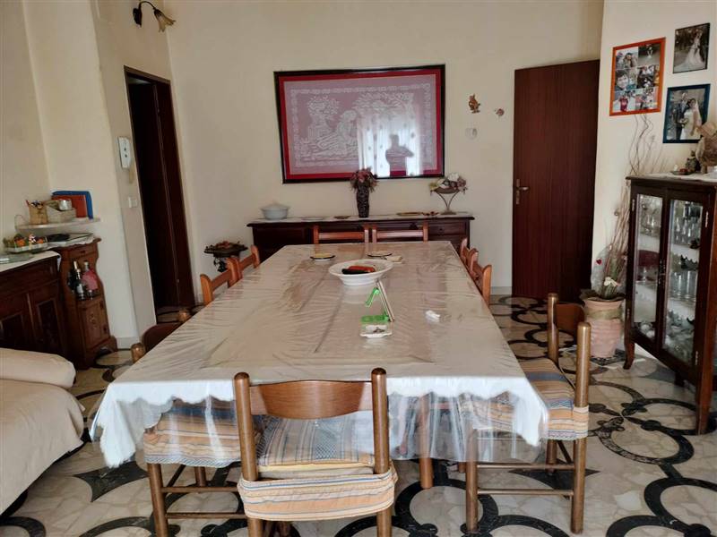 casa indipendente in vendita a Lentini