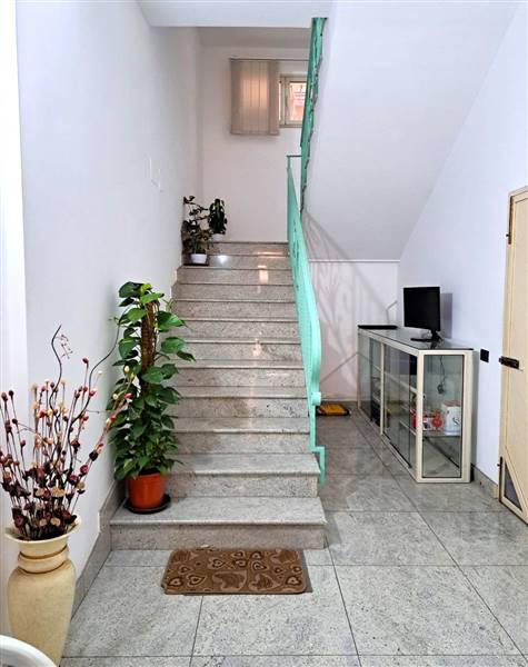 casa indipendente in vendita a Lentini
