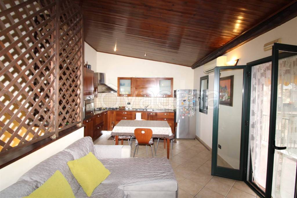 casa indipendente in vendita a Lentini