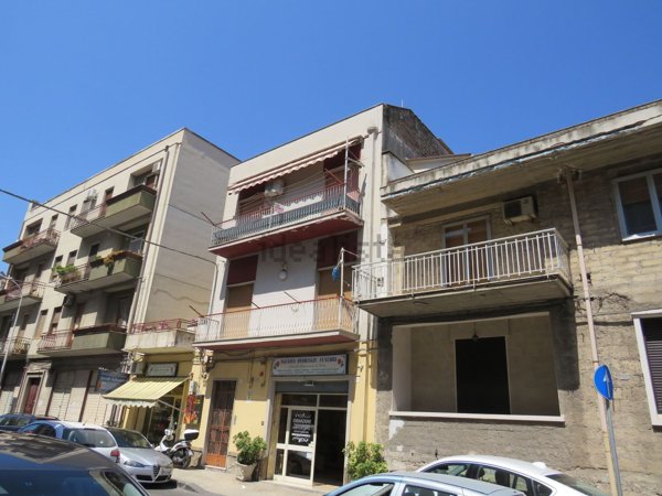 casa indipendente in vendita a Lentini