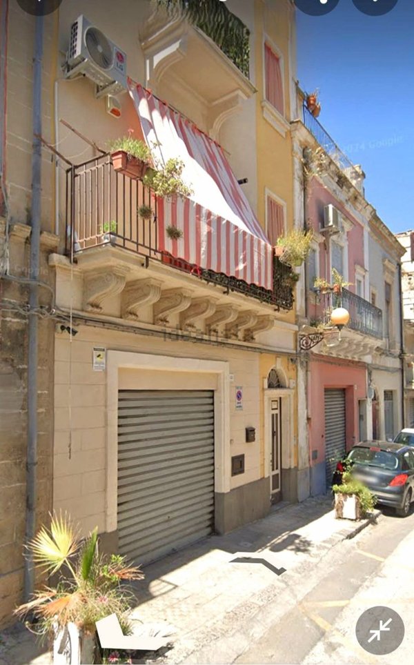 casa indipendente in vendita a Lentini