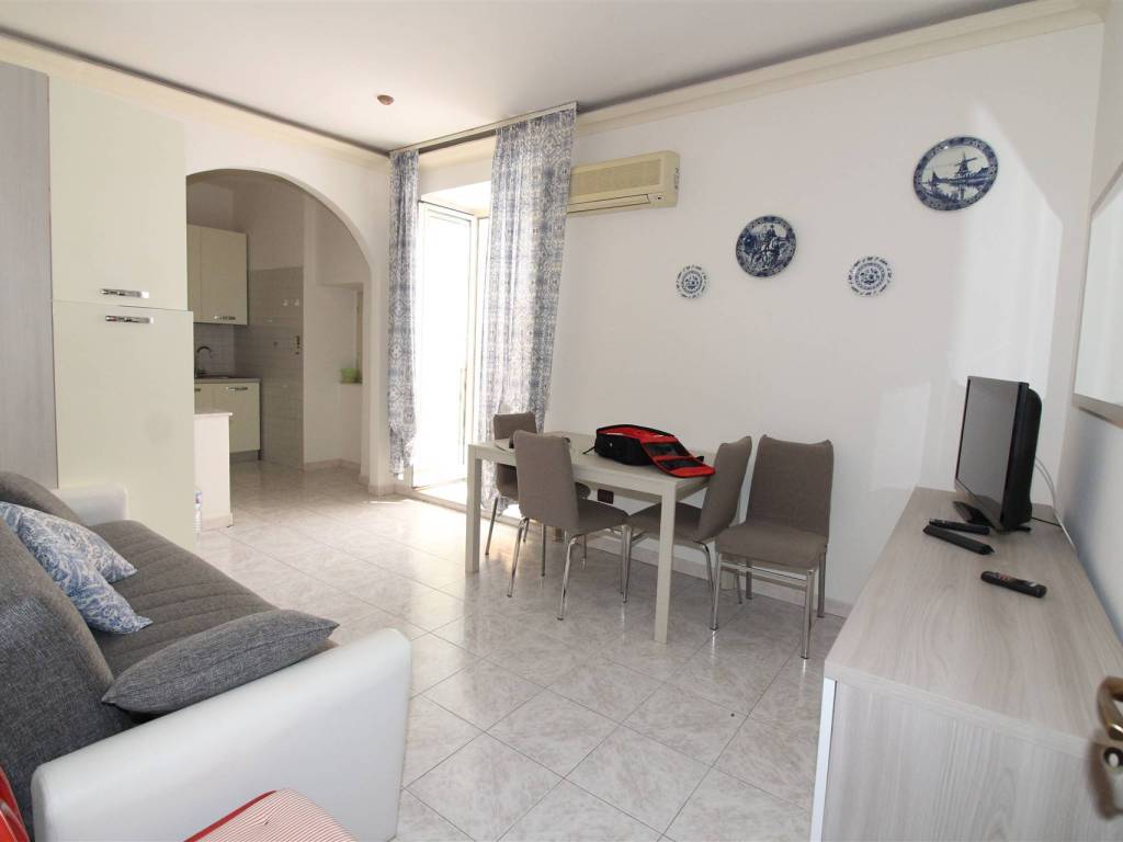 casa indipendente in vendita a Lentini