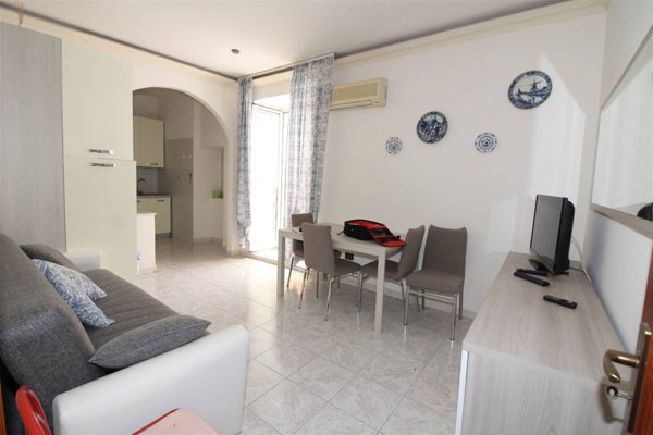 casa indipendente in vendita a Lentini