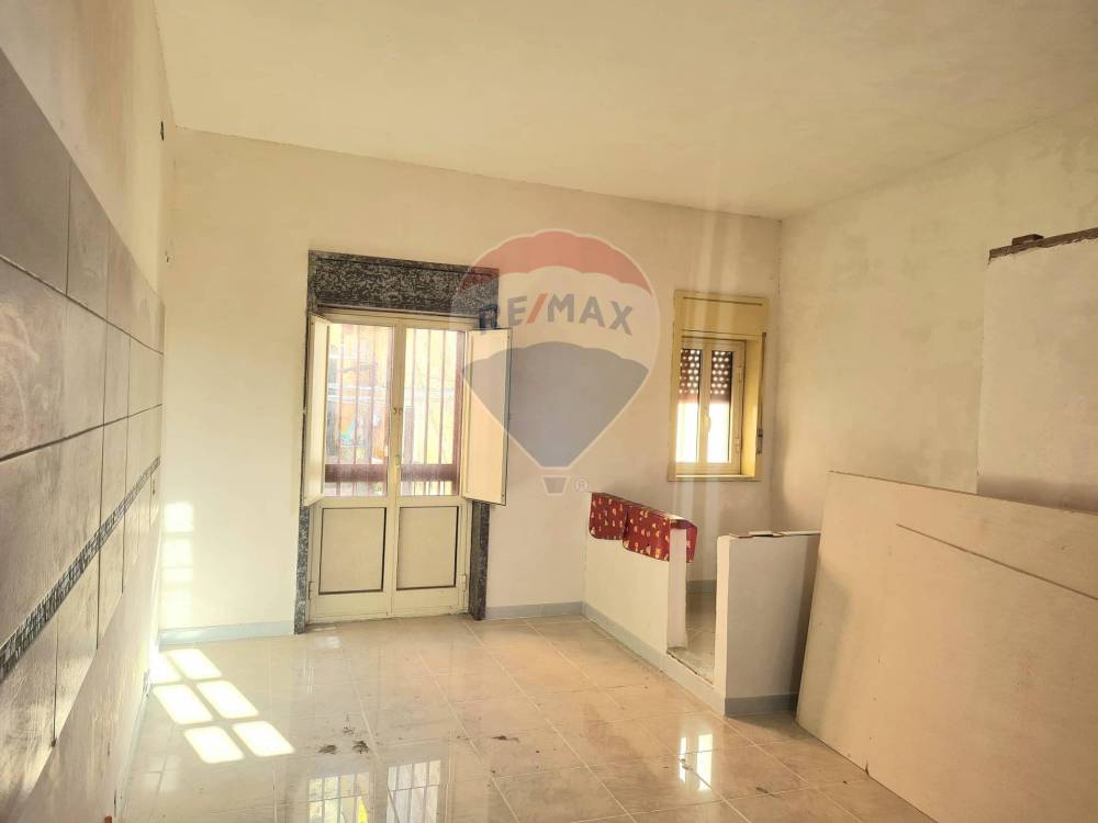 casa indipendente in vendita a Lentini