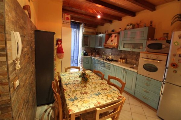 casa indipendente in vendita a Lentini