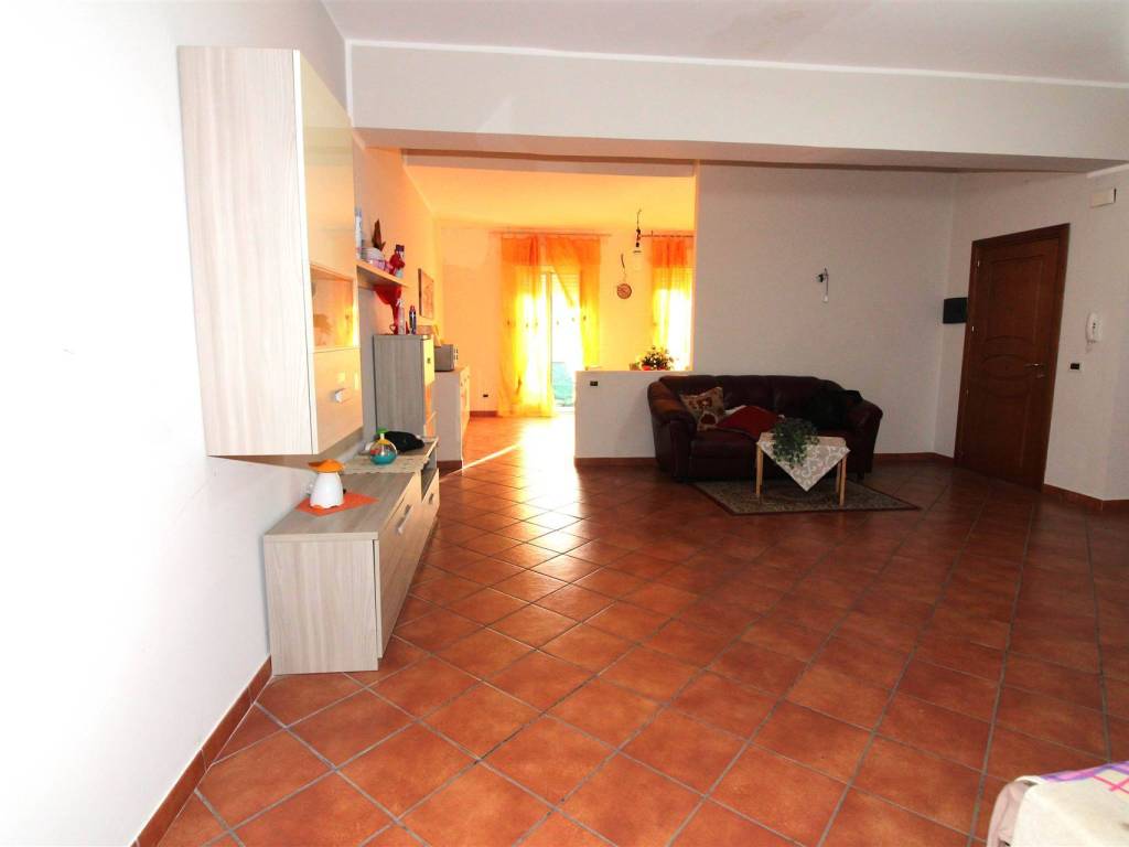 casa semindipendente in vendita a Lentini