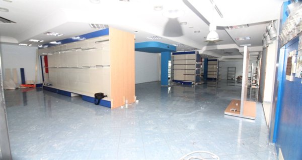 locale commerciale in vendita a Lentini