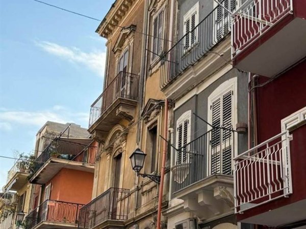 casa indipendente in vendita a Lentini