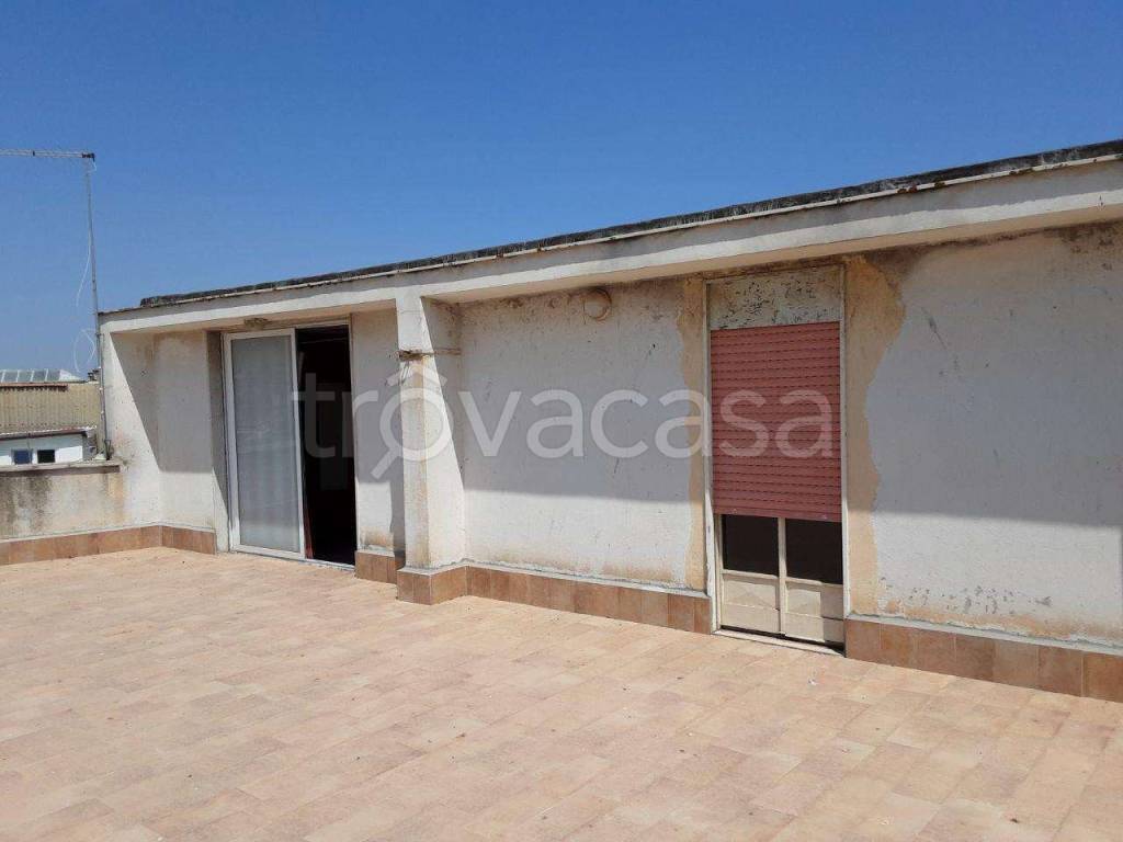 casa indipendente in vendita a Lentini
