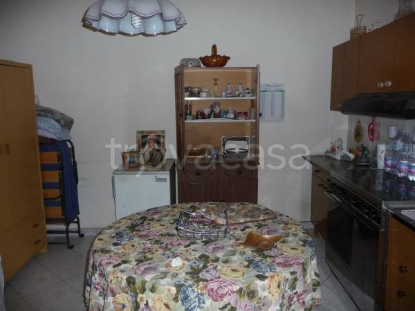 casa indipendente in vendita a Lentini