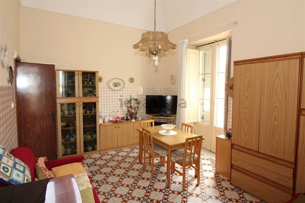 casa indipendente in vendita a Lentini
