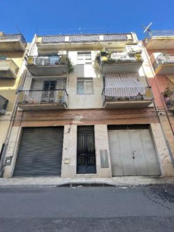 casa indipendente in vendita a Lentini